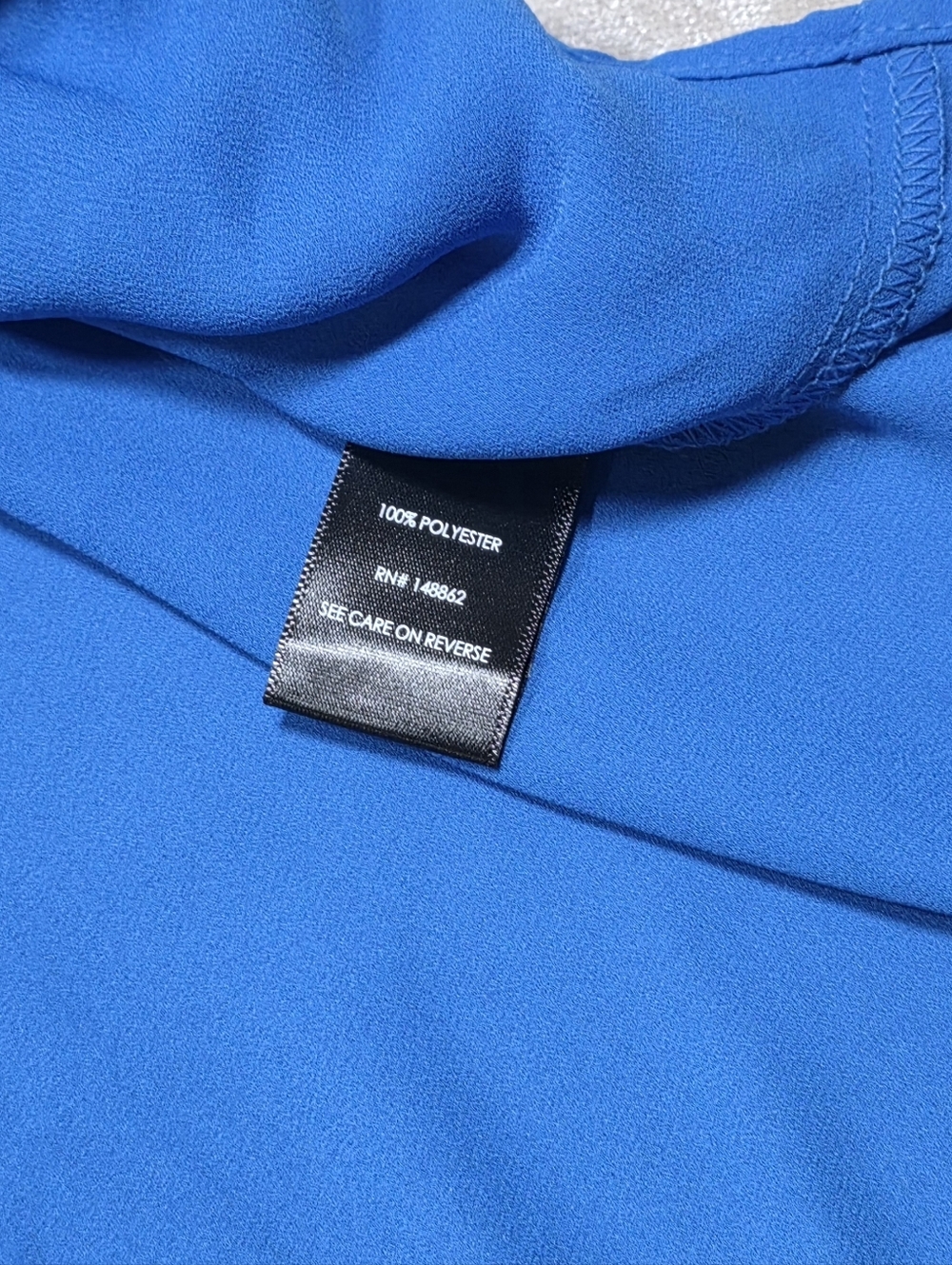 torrid Electric Blue V-Neck Roll Tab Sleeve Blouse - Picture 9 of 10